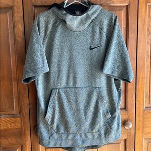 Nike Short sleeve hoodie